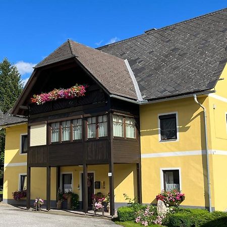 Privatzimmer Familie Pair/Schmoll ชปิทาล อัม เซมเมอริง ภายนอก รูปภาพ