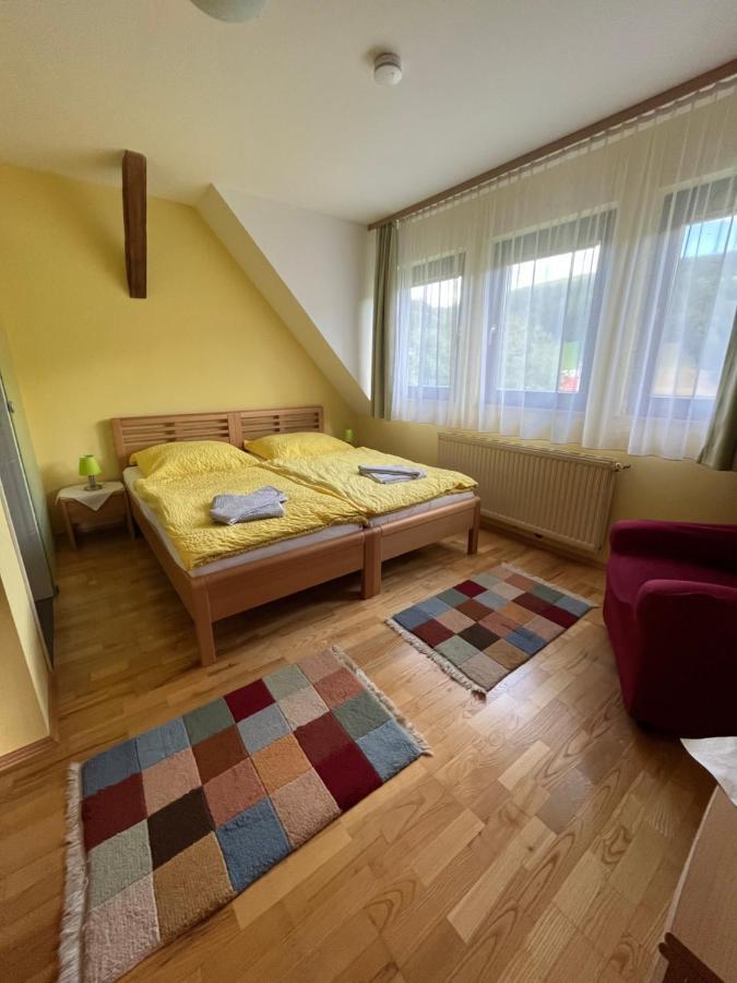 Privatzimmer Familie Pair/Schmoll ชปิทาล อัม เซมเมอริง ห้อง รูปภาพ